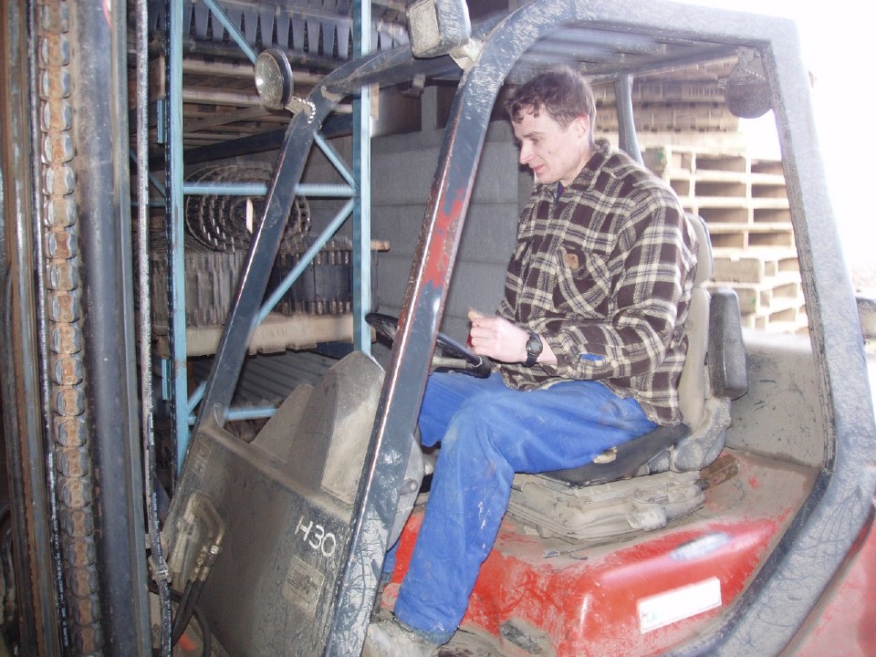 vergrP1010045.jpg (353K)